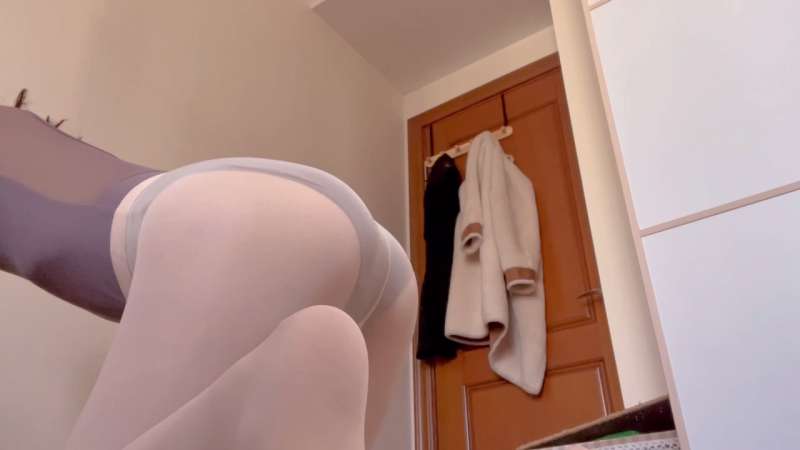 姜姜 白丝瑜伽裤 [1V/232M]