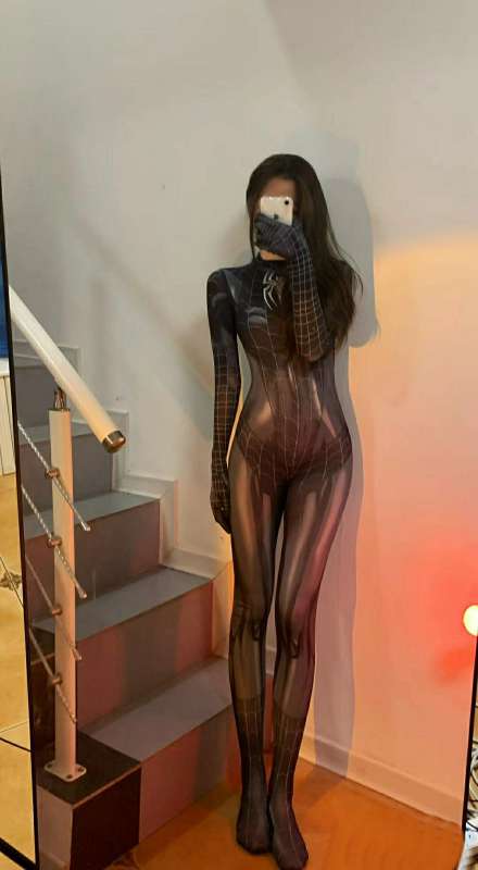 长腿舞蹈系女神 汁汁 定制视图 一字马柔韧身体解锁各种姿势 [48P+27V/3.12G]