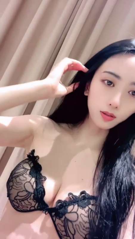 完美身材蜜桃臀顶尖颜值尤物 甜桃 20小时合集 [11V/17.2G]