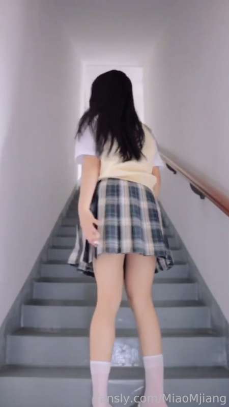 miao喵酱 11月原版视图 [57P+8V/472M]