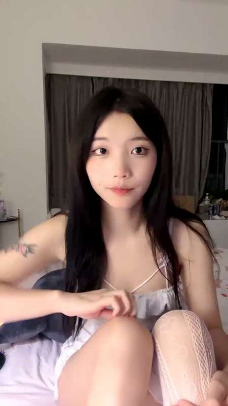 秒杀网红明星级颜值长腿女神 小米粥粥 [8V/1.86G]