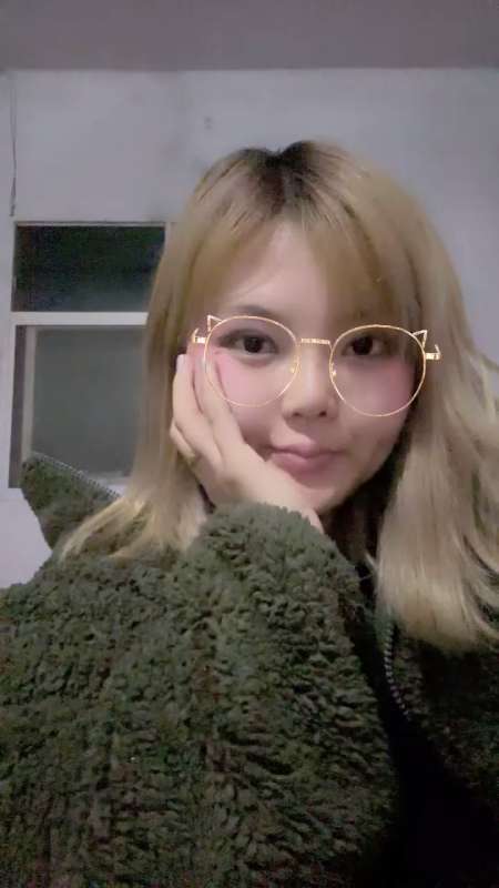 超级丰满的极品纹身妹子 嘎嘎靠谱 [6V/2.53G]