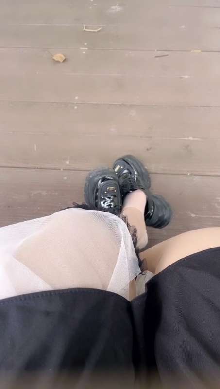 小泥鳅 户外丝袜20小时合集 [10V/13G]