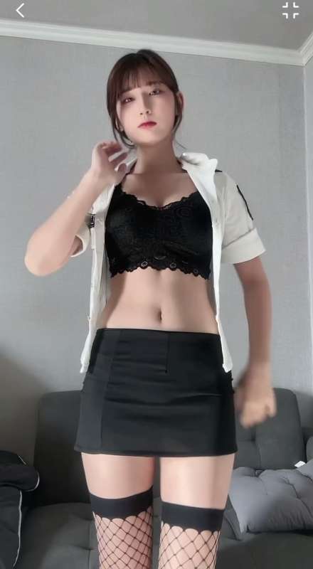 韩国女神 고라니율 付费订阅私拍内衣42部 [42V/1.37G]