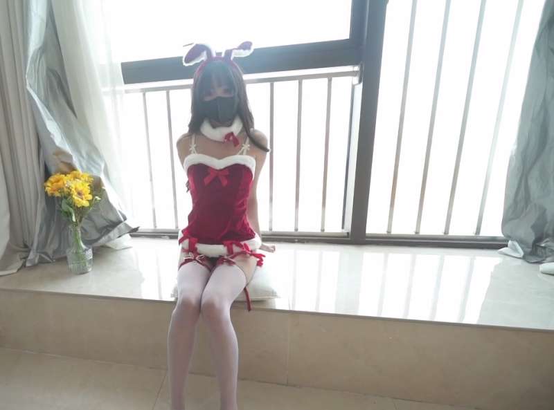 MIKA果粒 圣诞小惊喜 [1V/390M]