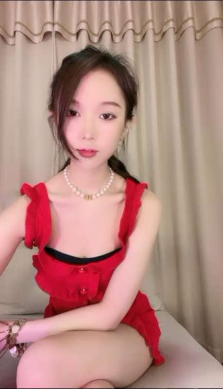 高颜值极品甜美姐姐 白云甜 [1V/909M]