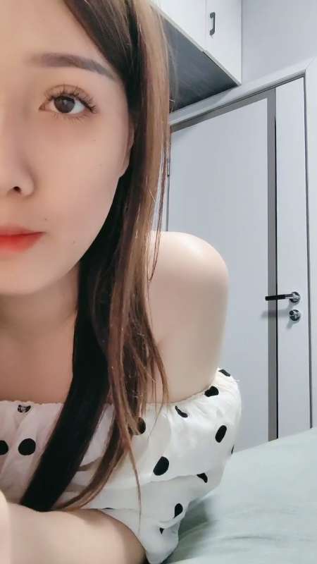 高颜值妹子 美少女圆 学妹假期兼职赚零花钱 [3V/4.43G]