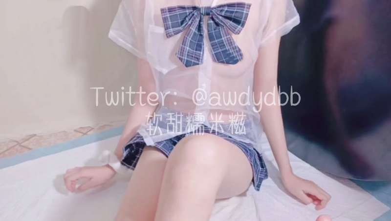 软甜糯米糍 蓝色透明裙JK [1V/890M]