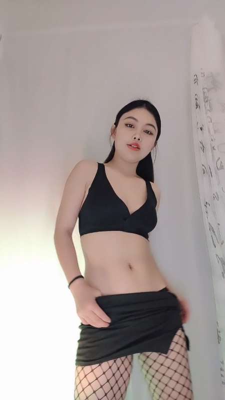 顶级颜值极品身材美臀女神 双澜 [9V/13.7G]