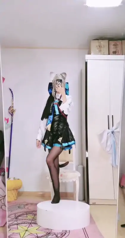 可爱网红coser沐沐酱(桃桃酱)会员视图合集 [52P+36V/2.31G]