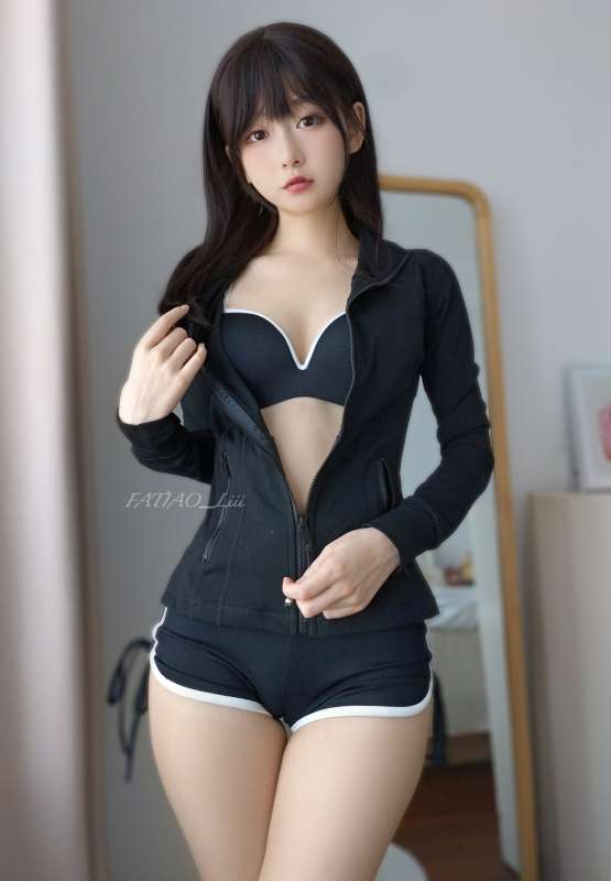 发条少女(迷之呆梨) 23.8月fantia会员订阅合集 [141P/255M]