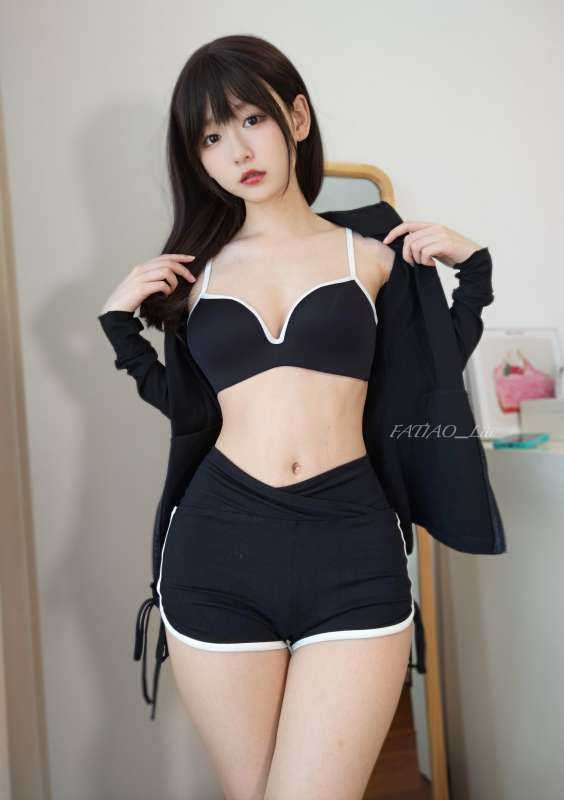 发条少女(迷之呆梨) 23.9月fantia会员订阅合集 [103P/185M]