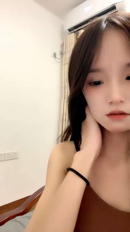 超可爱清纯小仙女 元气妹妹 [7V/2.33G]