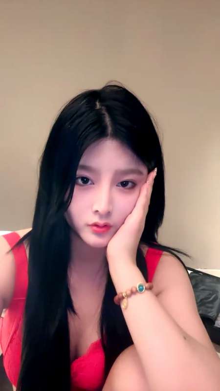 顶级网红脸颜值女神 苏州小狐狸 完美身材36小时合集 [23V/15.2G]