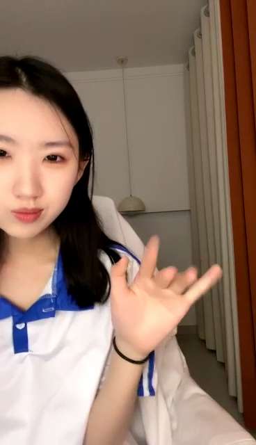 正宗校花女神 麻辣香锅串 [7V/3.51G]