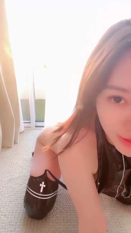 完美一线天顶级美臀高颜值女神 王动物 57小时合集 [37V/20.9G]