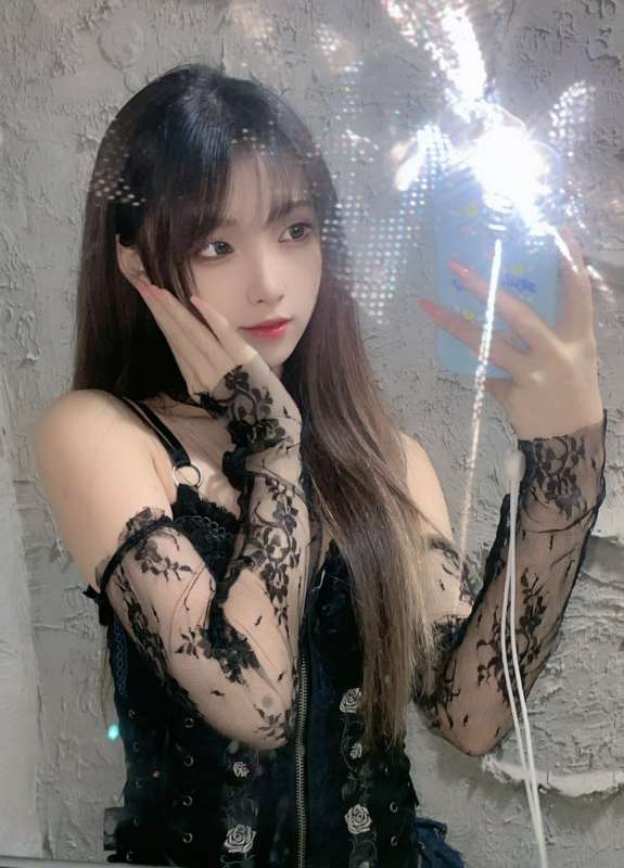 一团墨染 恶毒cos+英梨梨cos+七宫天空 [208P+2V/207M]