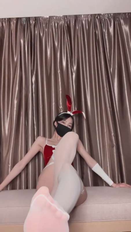 八月未央 圣诞套 [8V/372M]