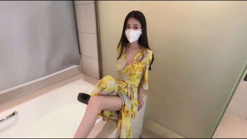 锅锅酱 黄色战袍 [1V/265M]