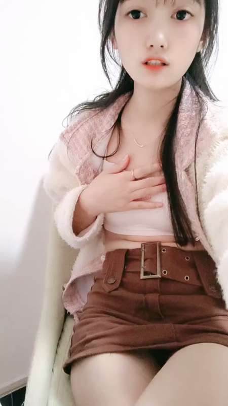 可爱稚嫩高颜值小仙女 妮妮爱吃肉 15小时合集 [18V/18.1G]