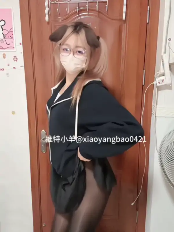 双马尾网红爱跳舞的小羊舞蹈尺度作 [8V/705M]