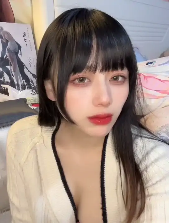 高质量coser阿九从不咕咕(九言)四套新作 [30P+4V/444M]