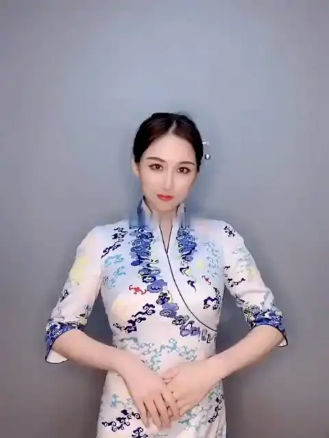 秀人网人气模特月音瞳一对一定制作合集 [3V/196M]