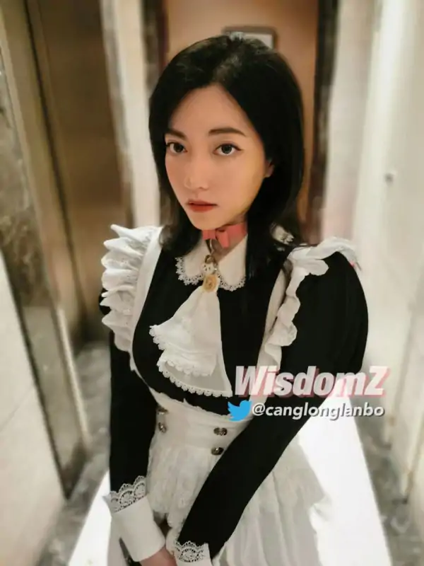 露出系网红酒月私拍视图合集第二期 [530P+20V/200M]