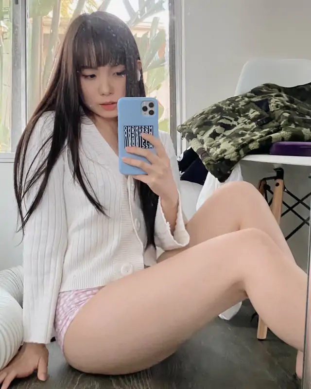 高质量网红YunaTamaGo OnlyFans尺度私拍视图合集 [158P+27V/1.88G]