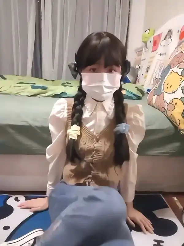 清纯反差妹XiaoanOoO D音风舞蹈 [37V/744M]