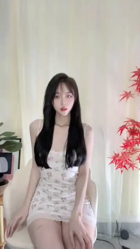 花椒极品网红小movo土豪定制舞蹈与一对一作品合集 [13V/1.05G]