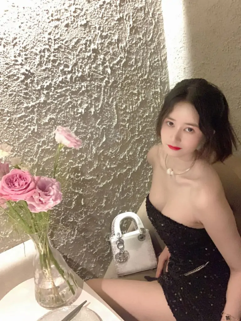 疯批美人作品合集 [202P+79V/1.46G]