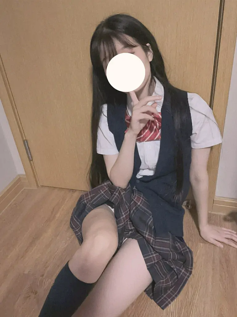 SisterLingzi玲子作品合集 [399P+10V/351M]