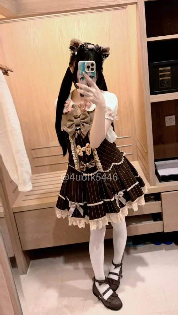 我怎么整天困困困-Cos洛丽塔 [72p+1v/909M]