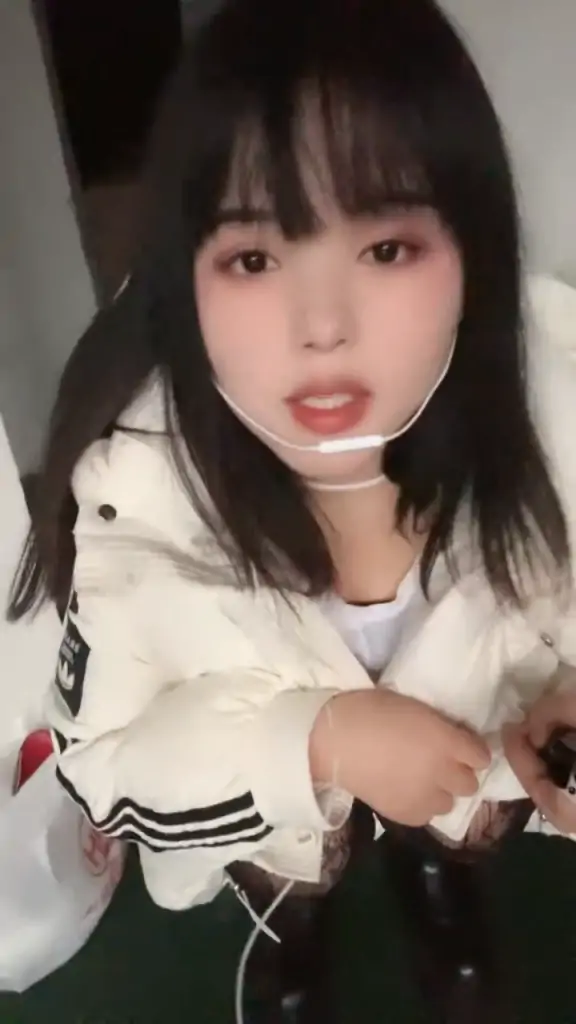 葡萄熟透了户外作品 [6V/2.25G]