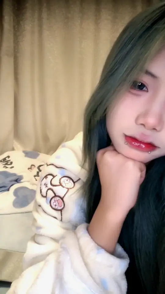 无敌小馨直播合集 [5v/3.27G]