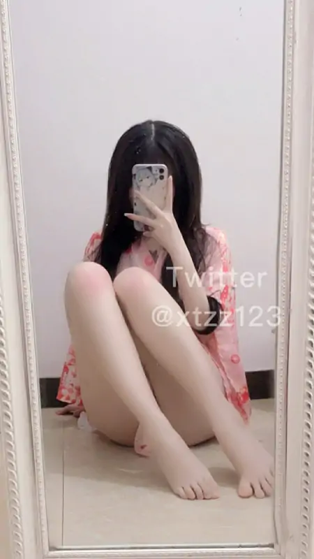 小幼猫@xtzz123 – [含新作] [门槛福利] 37分钟  [48P+10V/2.73G]