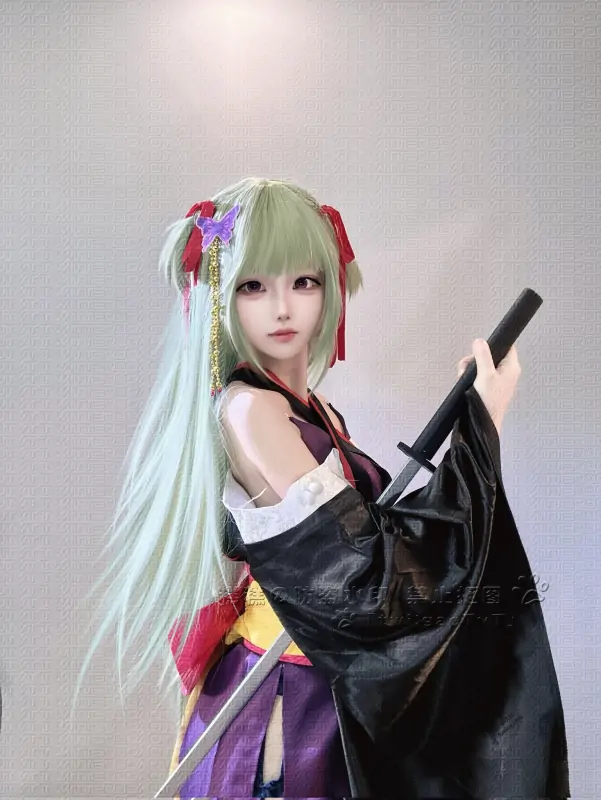 忧郁小糕 – [Tg更新] [推荐] 3.25G 顶级露脸合集 [3.25G]