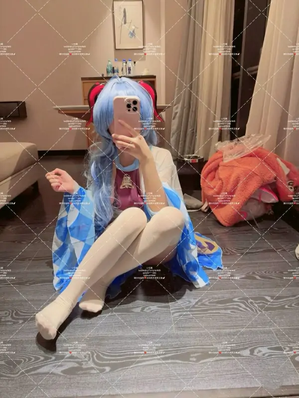 小宅酱 – 新作 [门槛Tg更新]  5套 Cos合集 [2.17G]