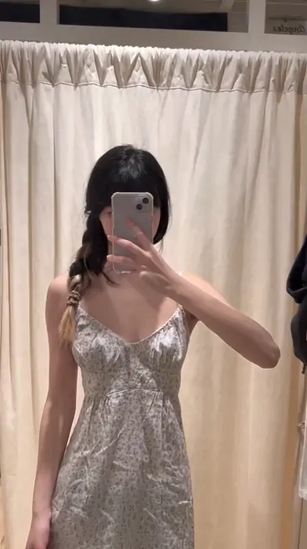 困困狗 – 新增 TG更新 16分钟自拍 [8V/771MB]