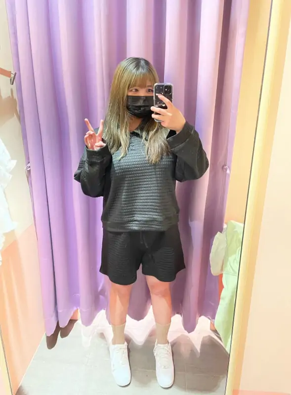 鮮奶茶 – 15分钟 金主私拍 [329P+1V/2.55G]