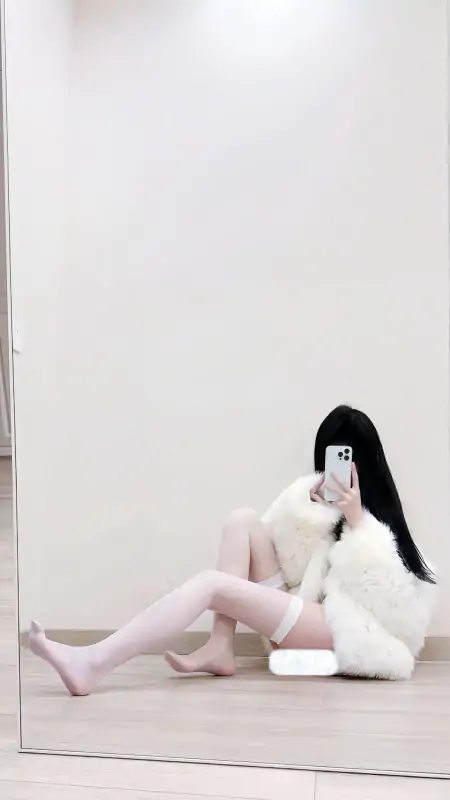 小美@miyoki – 新作 [门槛更新] 完整版 [女高的天台霸凌+私拍散V] [1.25G]