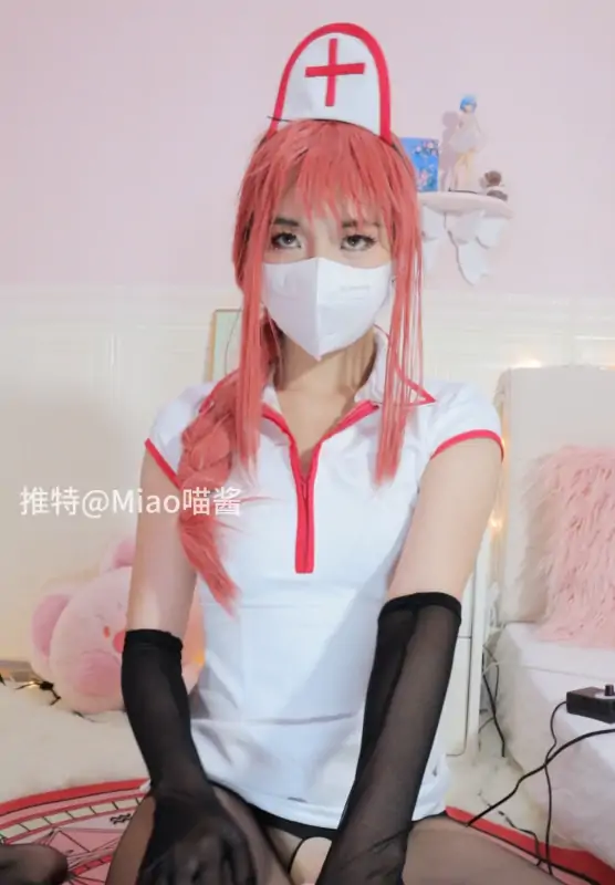 Miao喵酱 – 新作 26分钟 Cos[黑丝玛奇玛+蛇喰梦子] [2V/1.83G]