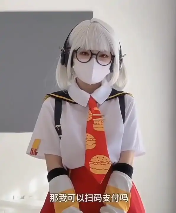 小欣奈 – 新作 32分钟 Cos安比 [1V/479MB]