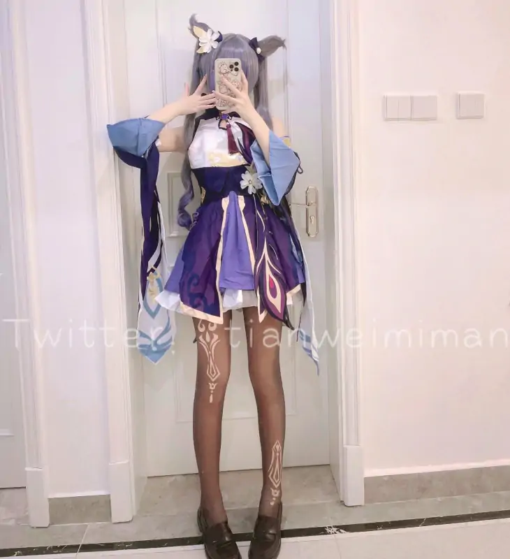 萌白酱(一口幼桃) – 作品大合集 持续更新 [73GB]