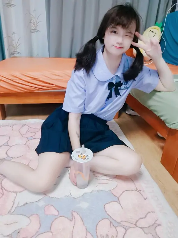 小兔绵绵 – 新作 [OF门槛] 6分钟  [238P+5V/1.08G]