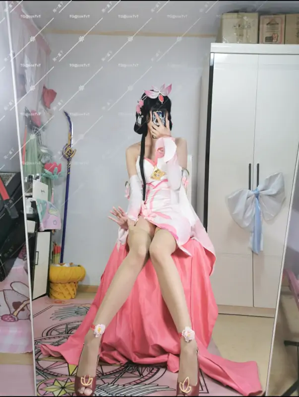 沐沐酱 – 新作 9分钟 Cos甄姬游园惊梦 [39P+2V/439MB]