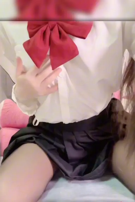 佐美 – 新作 10分钟 jk 黑丝 [1V/169MB]