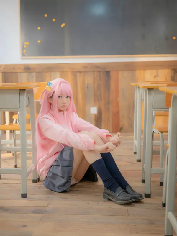 高质量coser Nagisa魔物喵四套作品合集 [311P/773M]