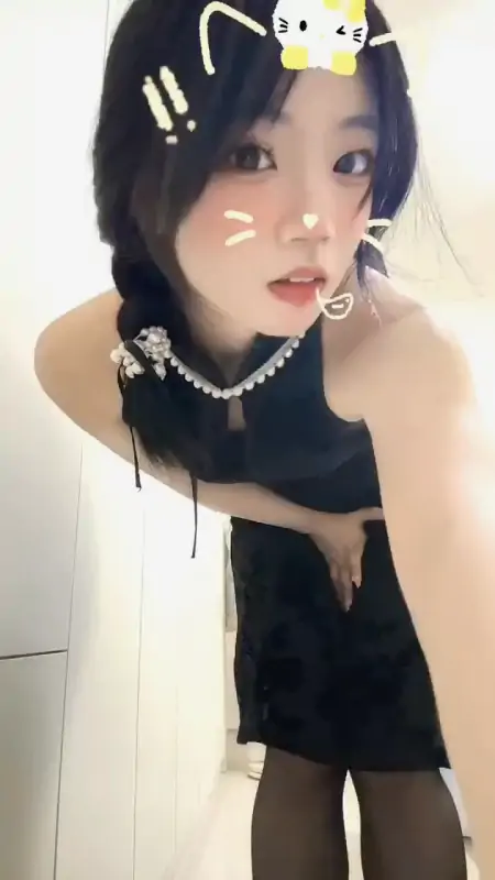 06青岛反差妹胡雯欣作品合集 [40V/386M]